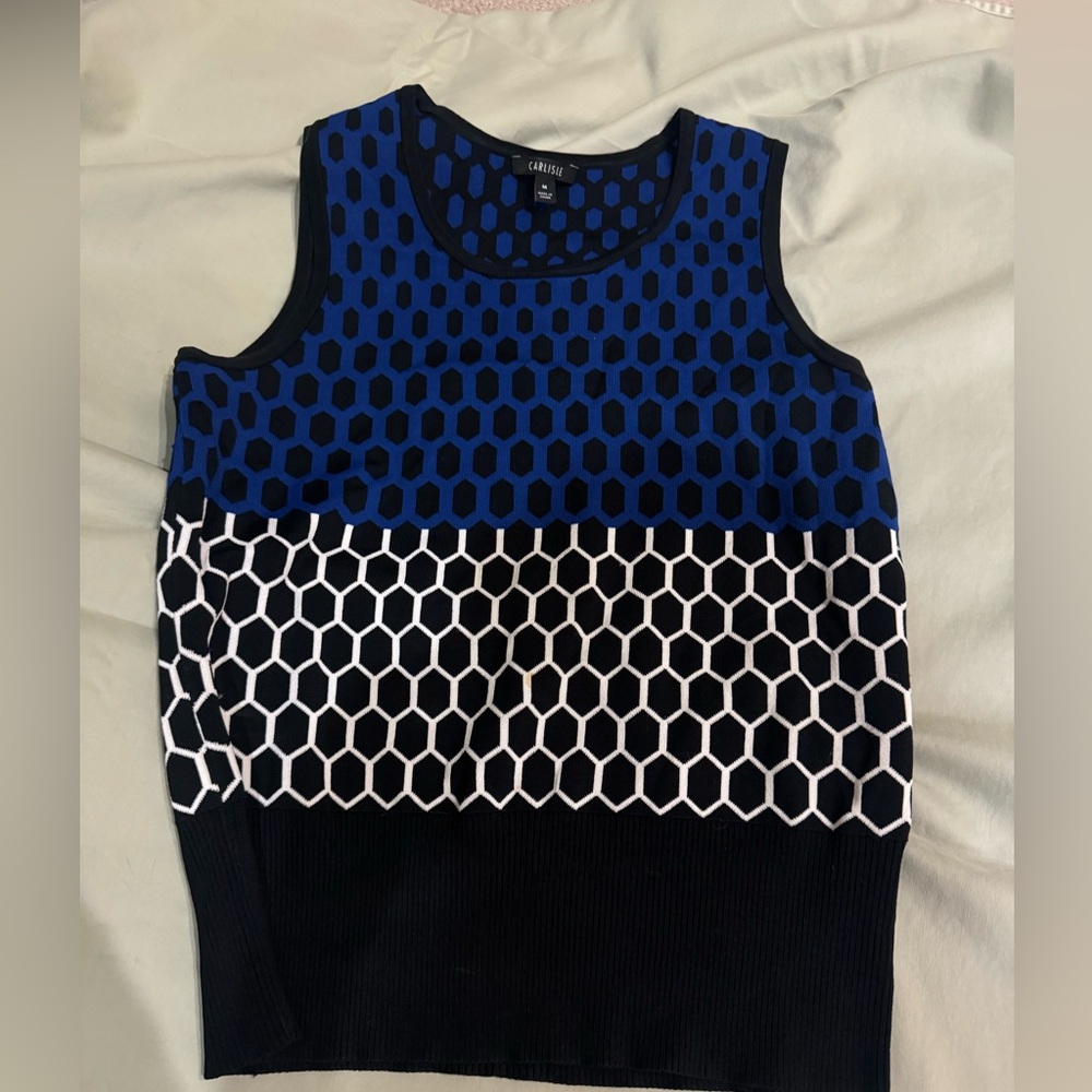 Carlisle light knit top, size M